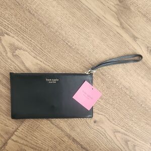 NWT Kate Spade Black Wristlet